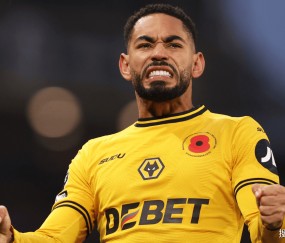 皇冠体育登录-狼队客场逆转战胜富勒姆，保持不败势头的简单介绍