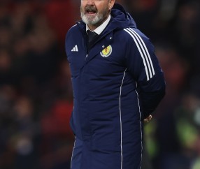 皇冠体育官网-关于兰斯中场球员因伤无缘下场比赛，备受遗憾的信息