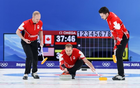 皇冠体育-加拿大队超越外界预期，捧得重大比赛奖杯(加拿大队超越外界预期,捧得重大比赛奖杯是真的吗)
