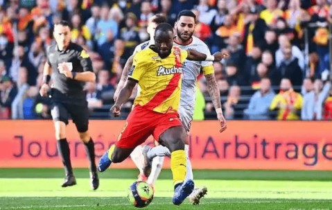 皇冠体育登录-图卢兹惨遭失利，法甲降级危机四伏的简单介绍